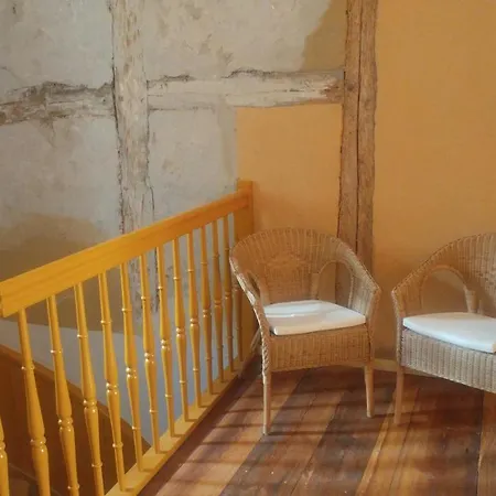 아파트 Mirabellenhof - Grosse Ferienwohnung Mit Aussicht