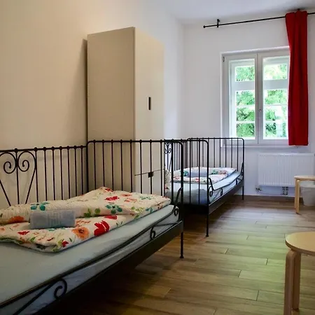 아파트 Mirabellenhof - Grosse Ferienwohnung Mit Aussicht Biesenthal